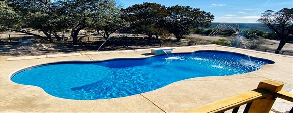 San Juan fiberglass pool